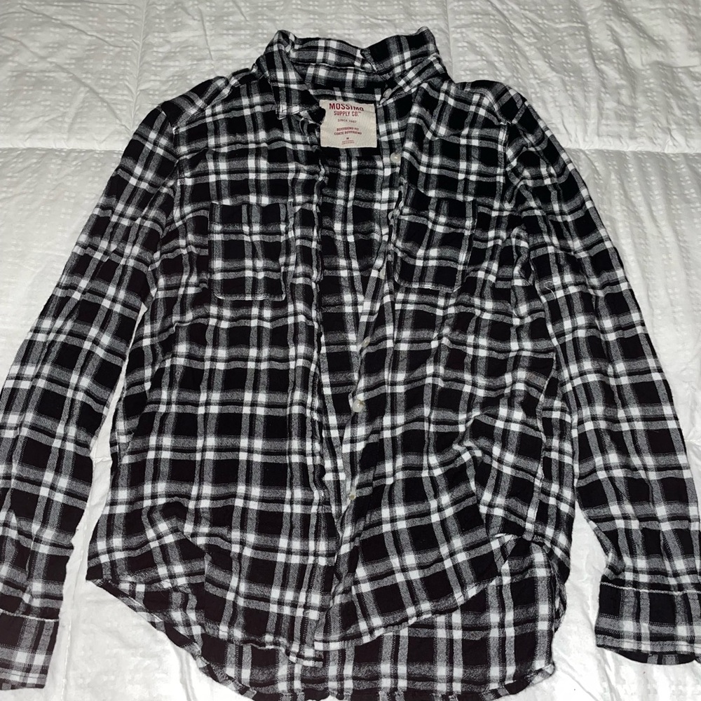 Mossimo Supply Co. Black and white Flannel